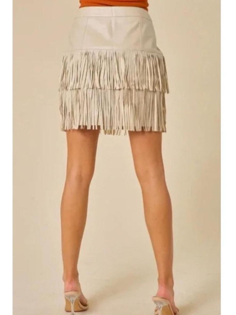 Altar’d State Faux Leather Fringe Mini Skirt Medium Cream Boho Festival Concert - Picture 4 of 8